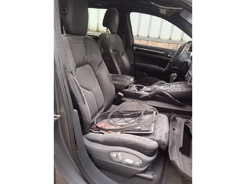 porsche cayenne (typ 92aa) del año 2011