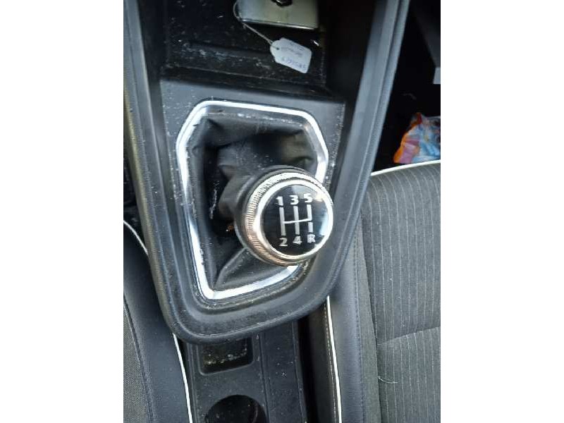 renault clio v del año 2020