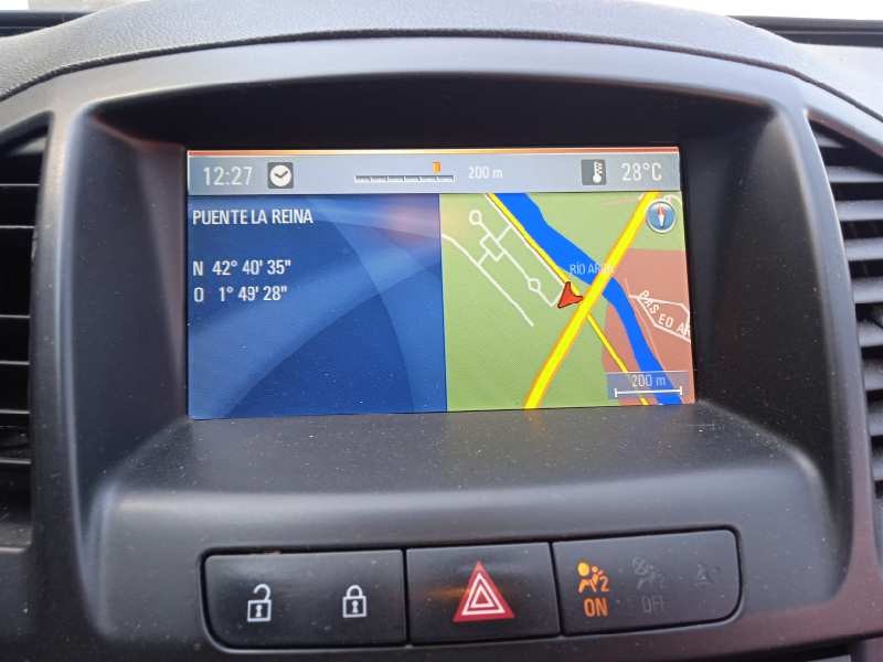 opel insignia berlina del año 2012