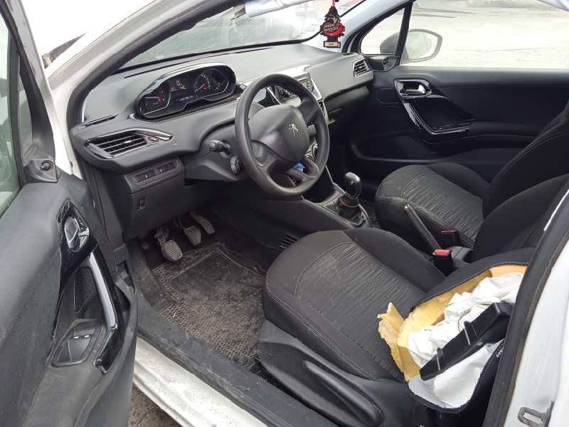 peugeot 208 del año 2016