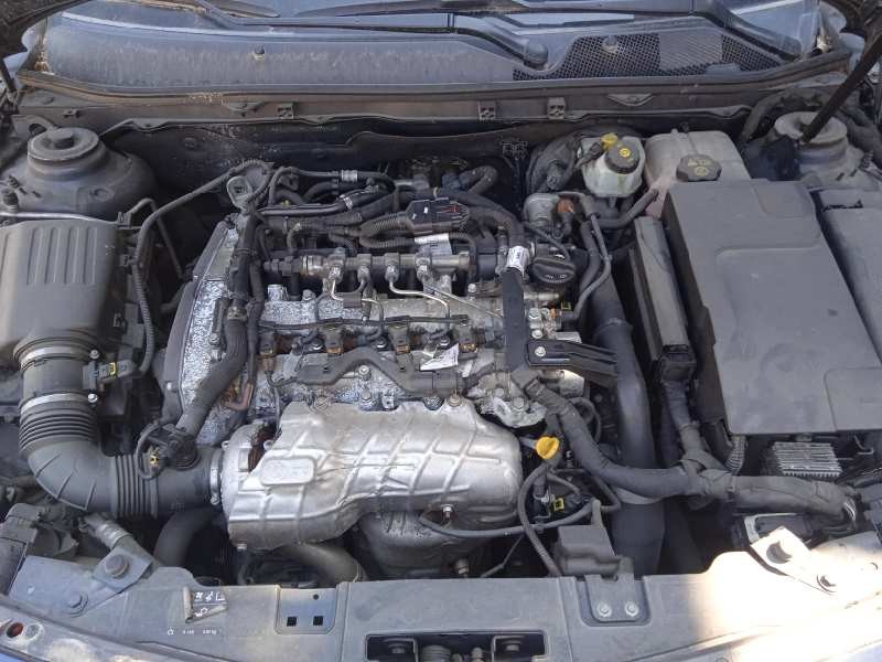 opel insignia berlina del año 2012