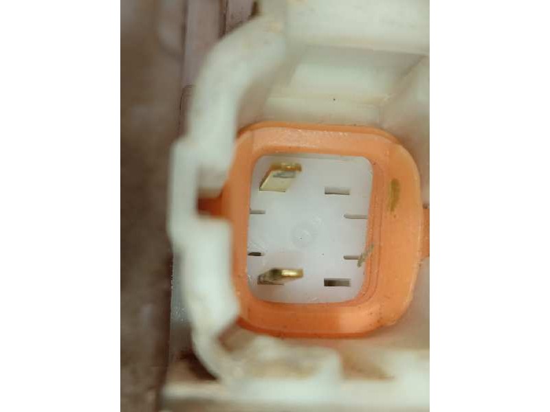 Recambio de cerradura puerta delantera derecha para nissan pick-up (d22) td doble cabina navara referencia OEM IAM 805525P003  