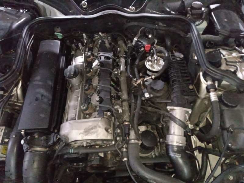 mercedes-benz clase e (w211) berlina del año 2002