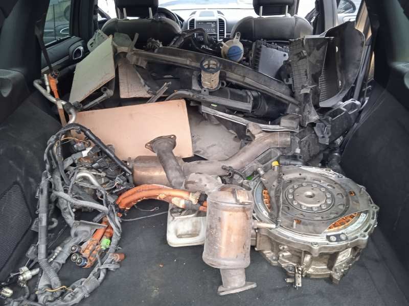 porsche cayenne (typ 92aa) del año 2011