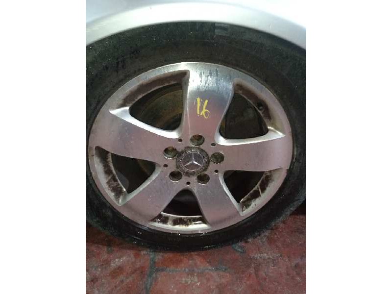 mercedes-benz clase e (w211) berlina del año 2002