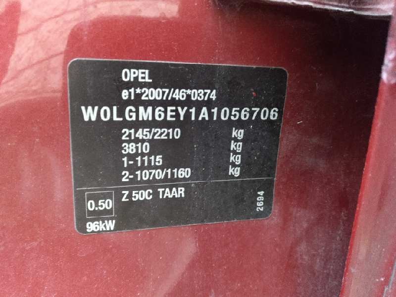 opel insignia berlina del año 2010