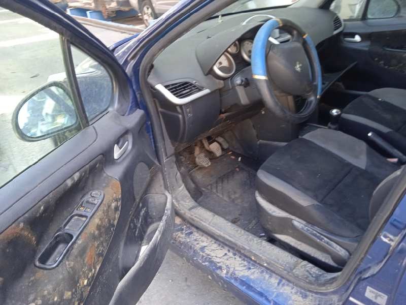 peugeot 207 del año 2006