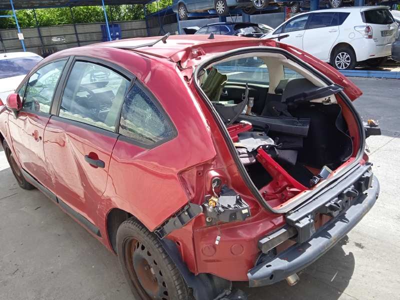 citroën c4 berlina del año 2006