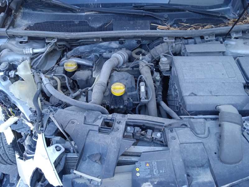 renault megane iii berlina 5 p del año 2010