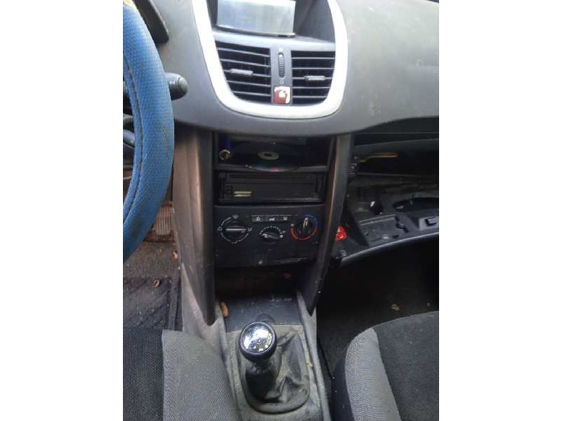 peugeot 207 del año 2006