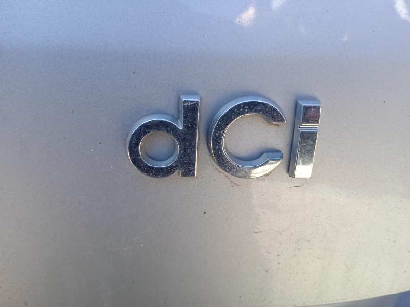 renault megane iii berlina 5 p del año 2010