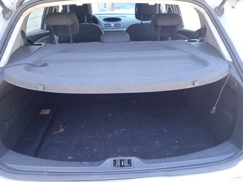 renault megane iii berlina 5 p del año 2010