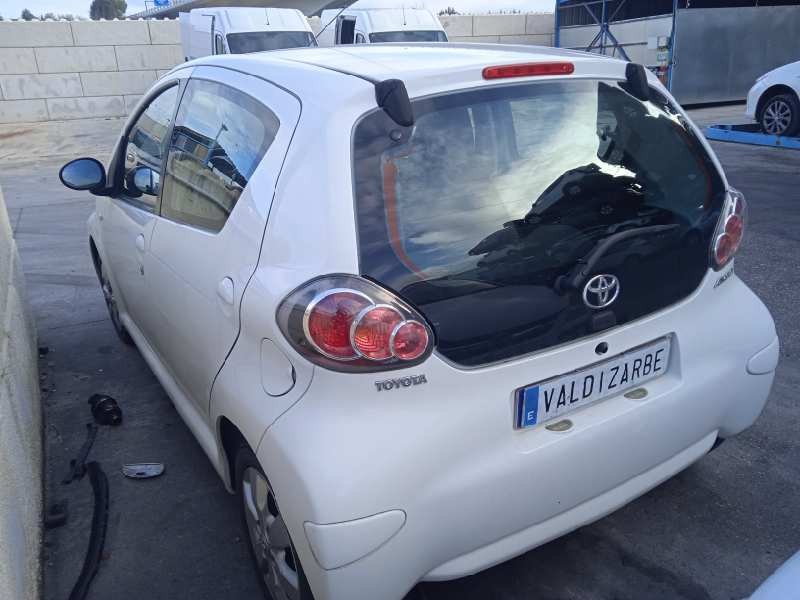 toyota aygo (kgb/wnb) del año 2012