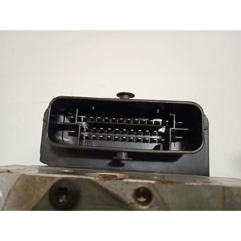 Recambio de abs para kia cee´d 1.6 crdi cat referencia OEM IAM 58920A2330 6158945200 A258920900
