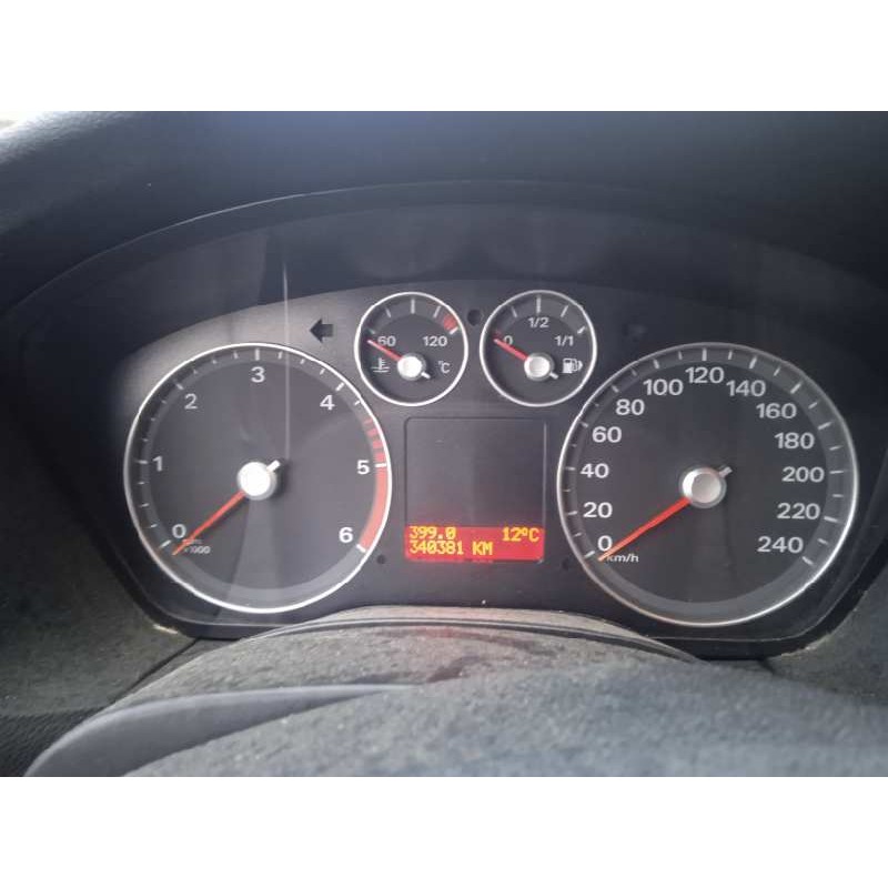 ford focus berlina (cap) del año 2007