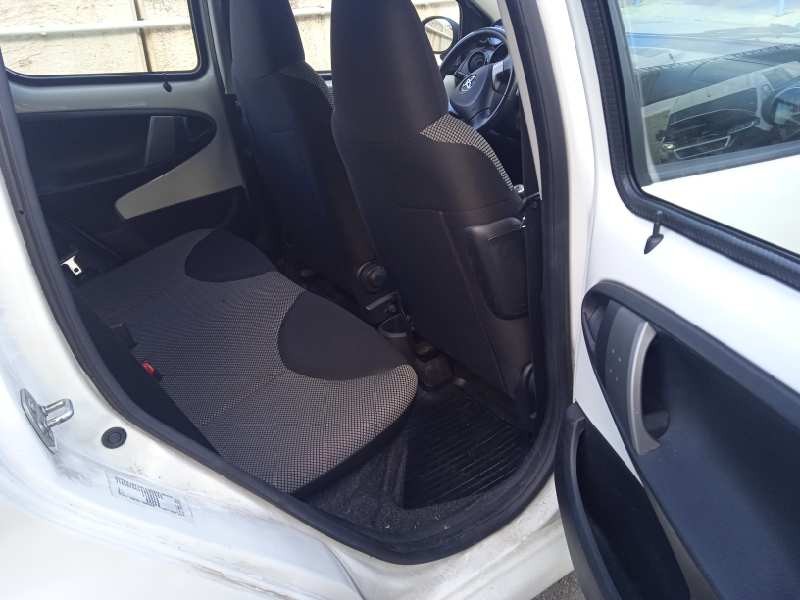 toyota aygo (kgb/wnb) del año 2012