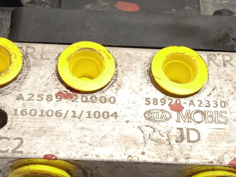 Recambio de abs para kia cee´d 1.6 crdi cat referencia OEM IAM 58920A2330 6158945200 A258920900