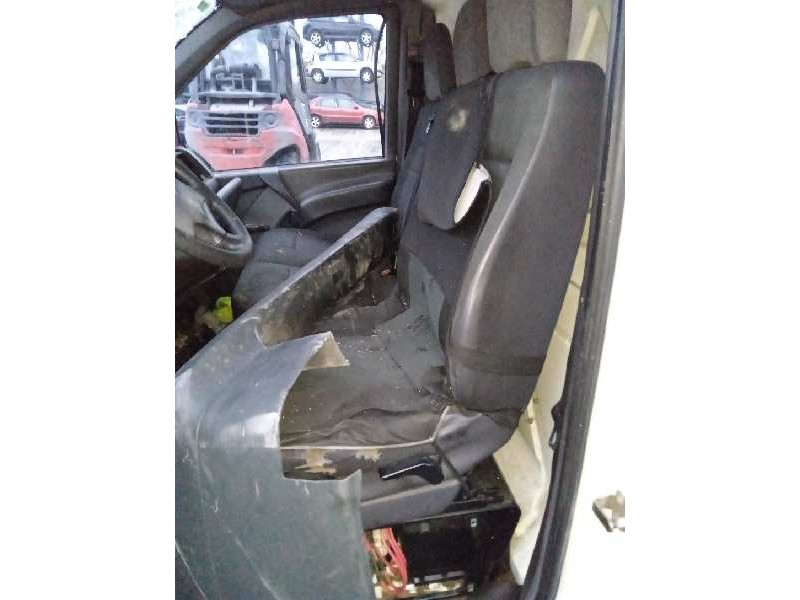 mercedes-benz vito (w638) caja cerrada del año 2002