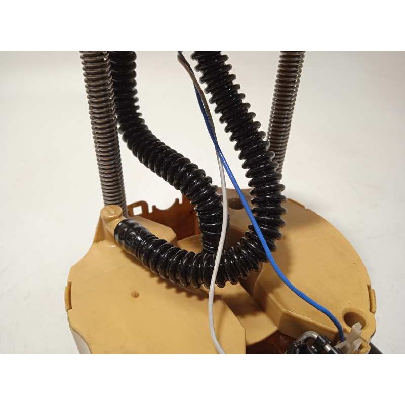 Recambio de bomba combustible para opel astra j lim. 1.7 16v cdti referencia OEM IAM 13503686  