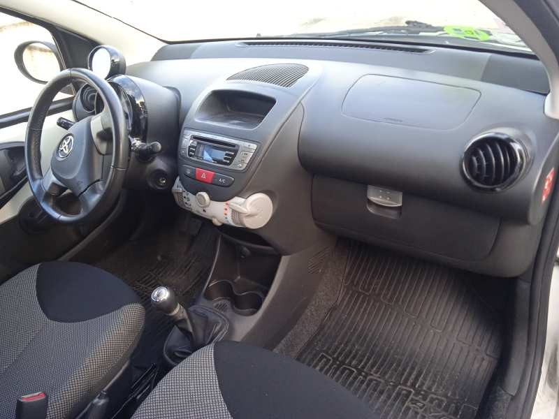 toyota aygo (kgb/wnb) del año 2012