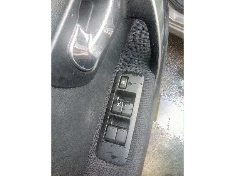 nissan qashqai (j10) del año 2011