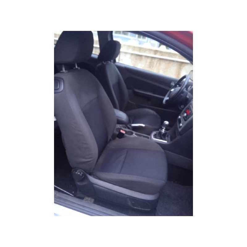 ford focus berlina (cap) del año 2007