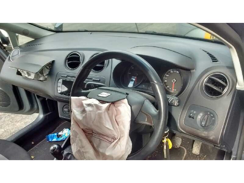 seat ibiza st (6j8) del año 2013