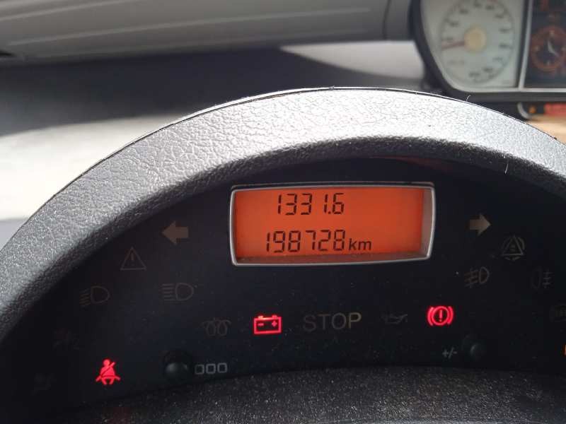 peugeot 807 del año 2006