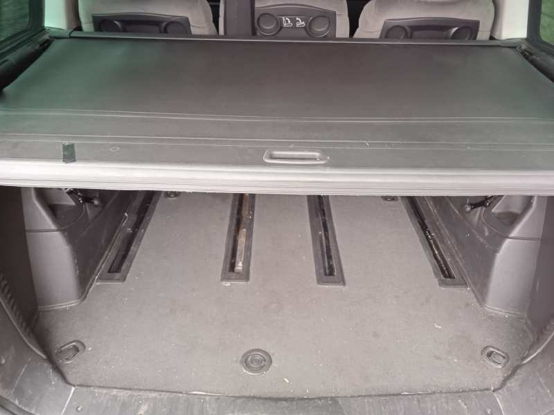 peugeot 807 del año 2006