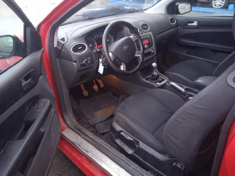 ford focus berlina (cap) del año 2007