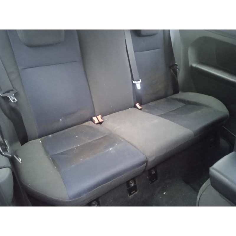 ford focus berlina (cap) del año 2007