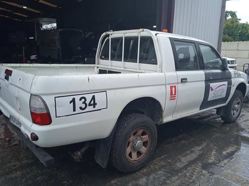 mitsubishi l 200 (k6/7) del año 2005