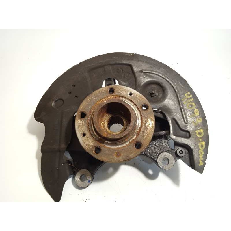 Recambio de mangueta delantera derecha para peugeot 3008 1.6 blue-hdi fap referencia OEM IAM 1647857080  