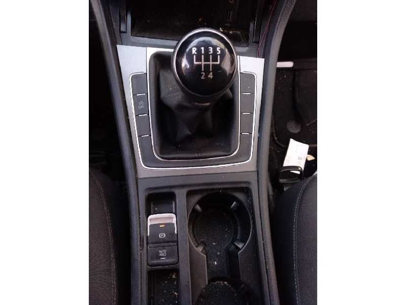 volkswagen golf vii sportsvan del año 2016