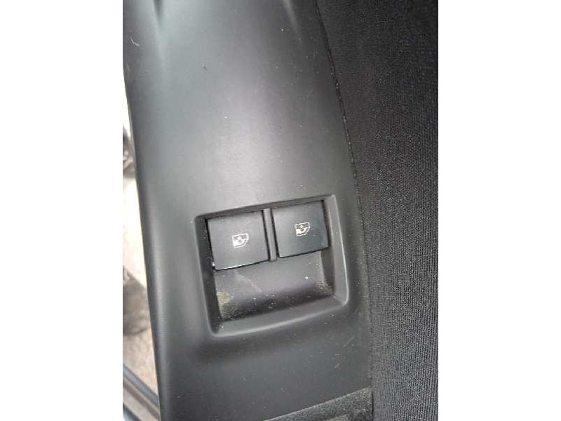 opel meriva b del año 2011