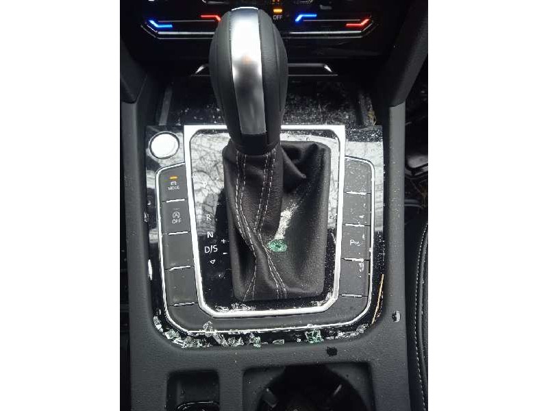 volkswagen arteon (3h8) del año 2023