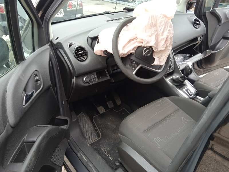 opel meriva b del año 2011