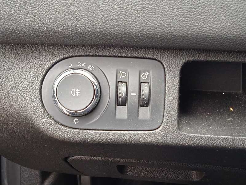 opel meriva b del año 2011