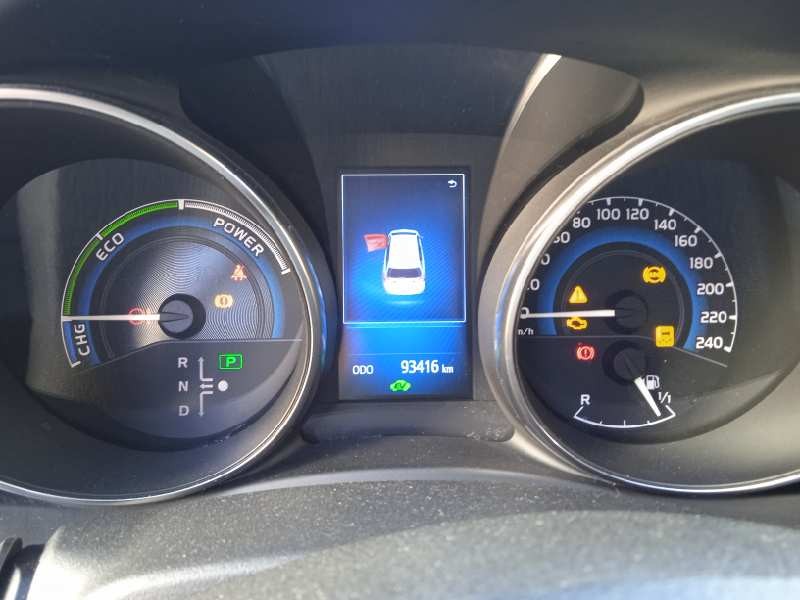 toyota auris touring sports (e18) del año 2017