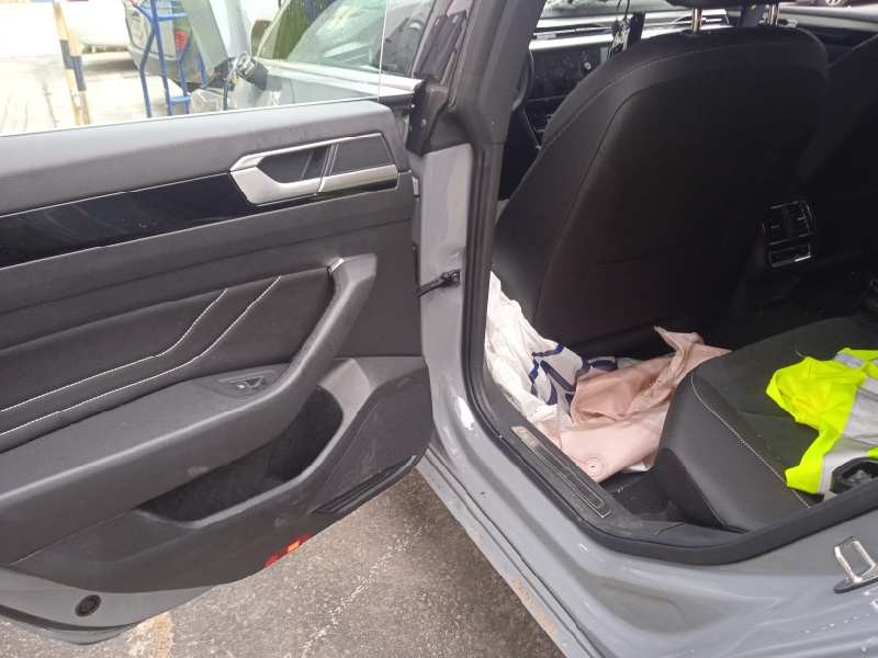 volkswagen arteon (3h8) del año 2023