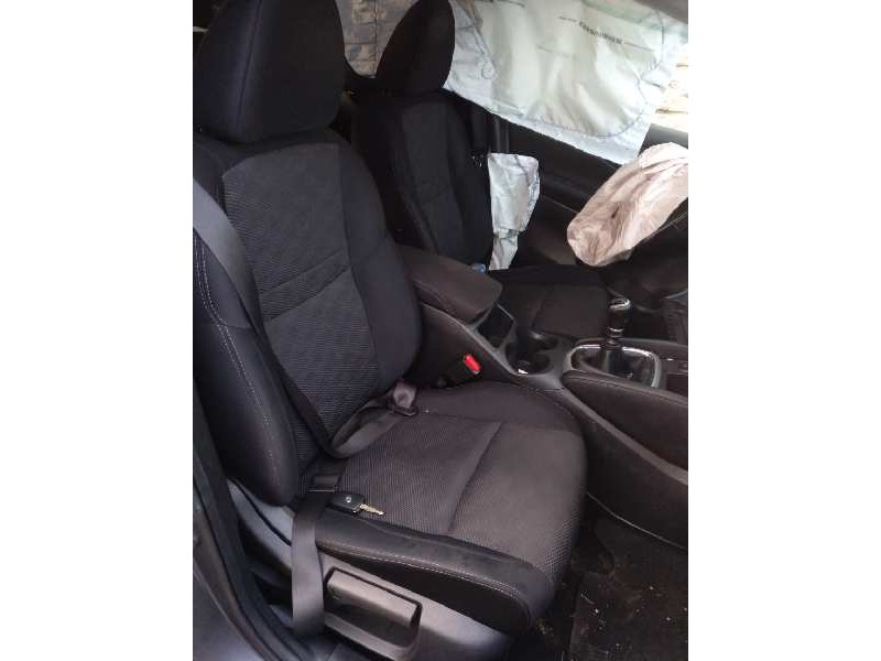 nissan qashqai (j11) del año 2015