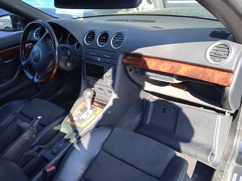 audi a4 cabrio (8h) del año 2004
