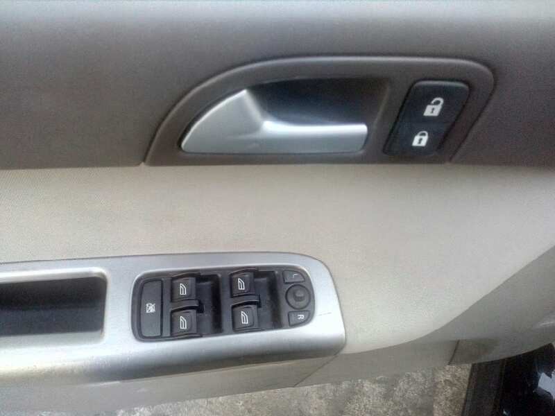 volvo v50 familiar del año 2008