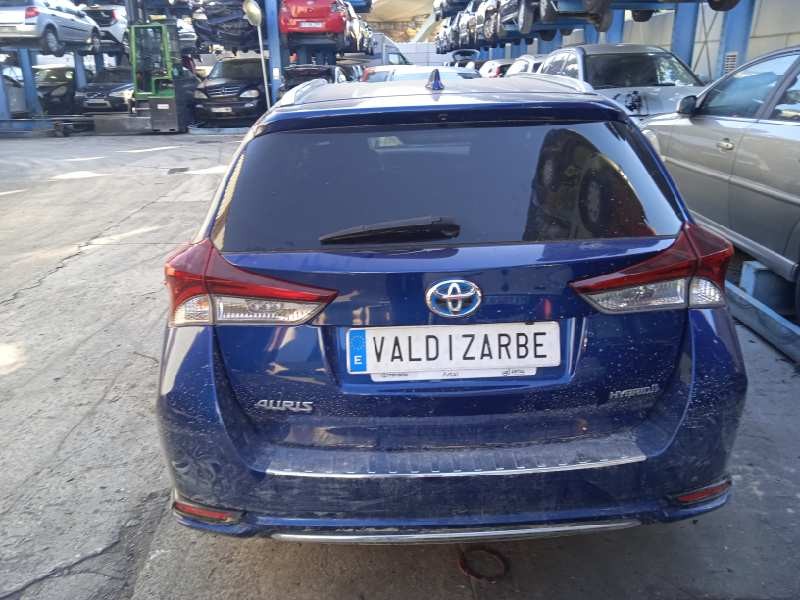 toyota auris touring sports (e18) del año 2017