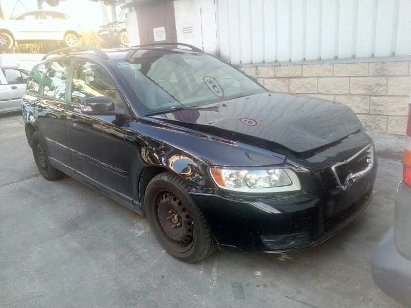 volvo v50 familiar del año 2008