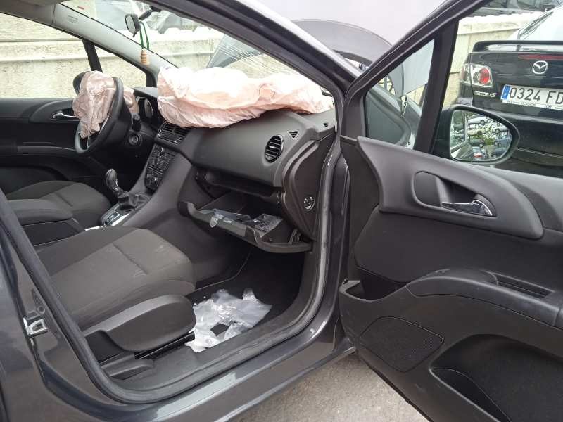 opel meriva b del año 2011