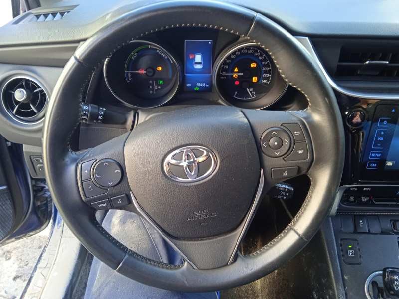 toyota auris touring sports (e18) del año 2017