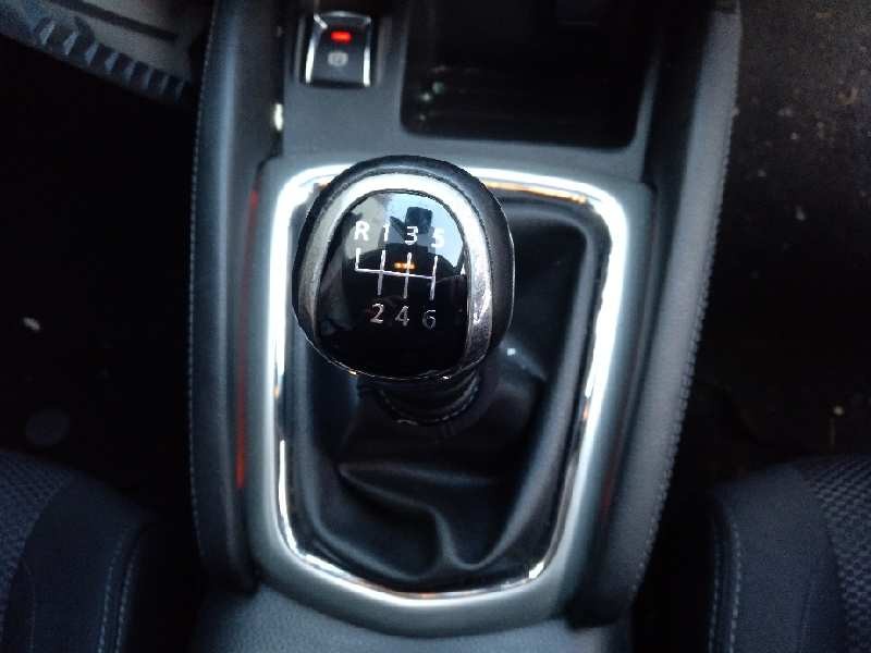 nissan qashqai (j11) del año 2015