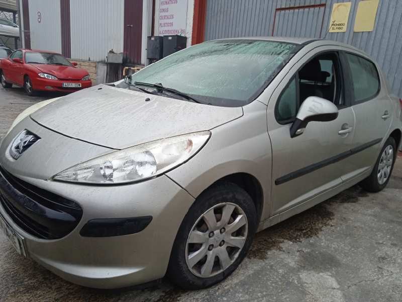 peugeot 207 del año 2008