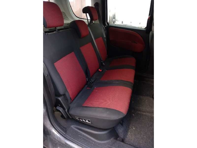 fiat doblo del año 2010